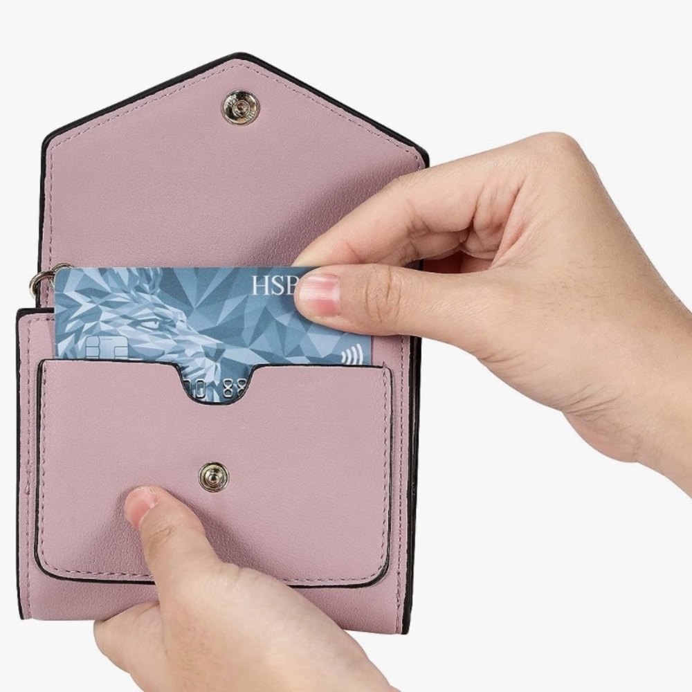 Pink wallet - Picture 3 of 4